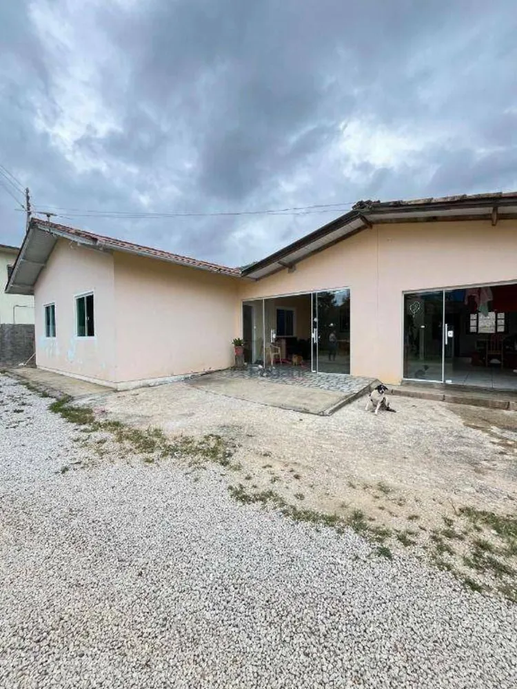 Casa, 4 quartos, 220 m² - Foto 1