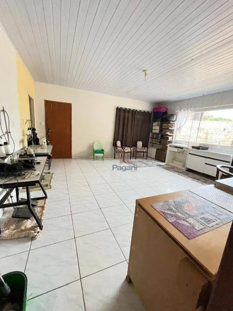Casa, 4 quartos, 220 m² - Foto 2
