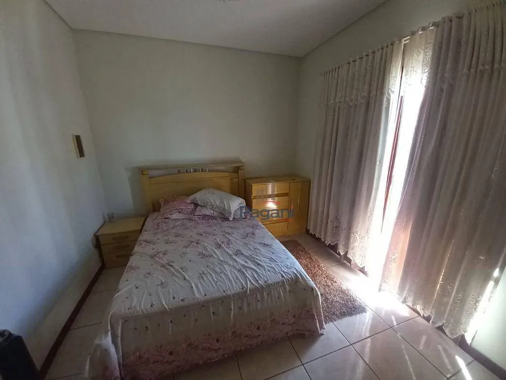 Casa, 3 quartos, 151 m² - Foto 2