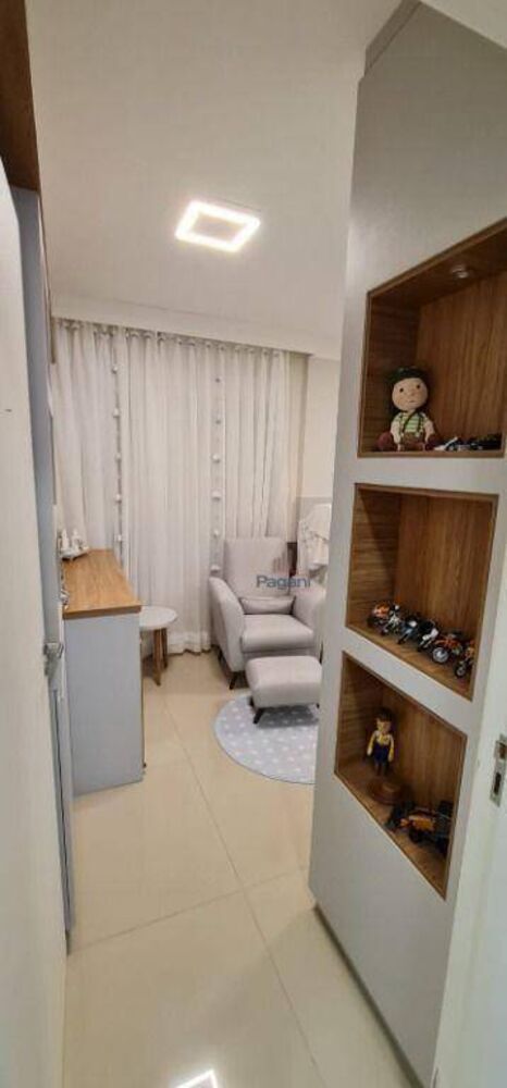 Apartamento à venda com 2 quartos, 72m² - Foto 6