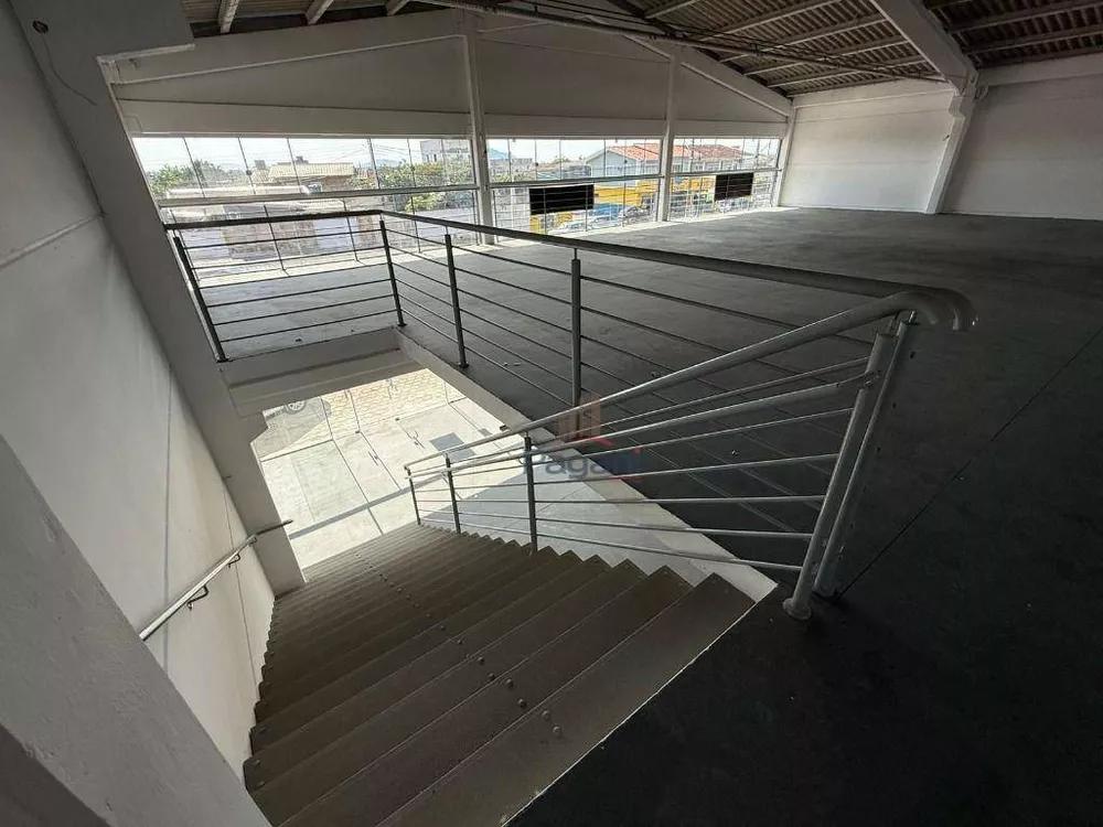 Depósito-Galpão, 740 m² - Foto 2
