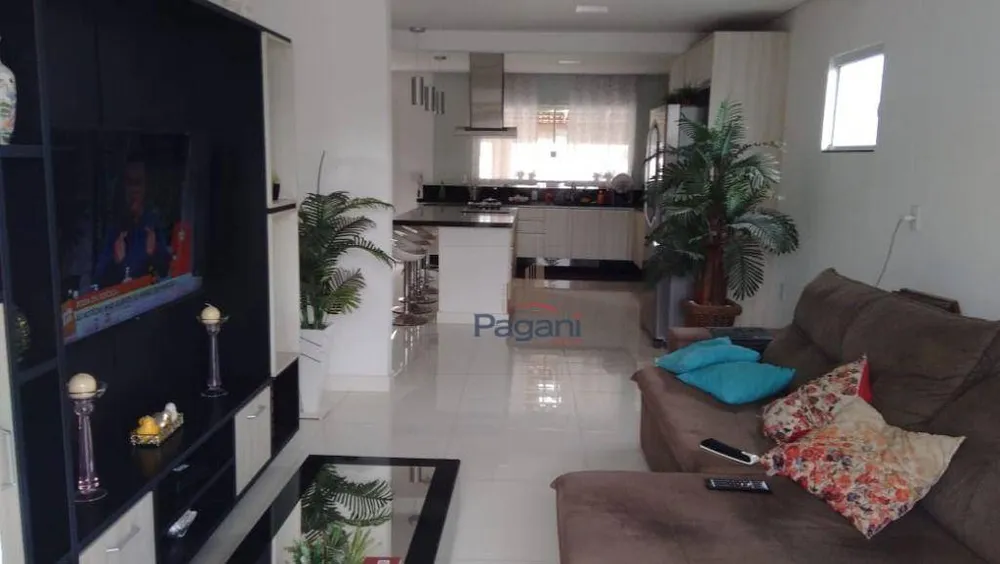 Casa, 4 quartos, 260 m² - Foto 8