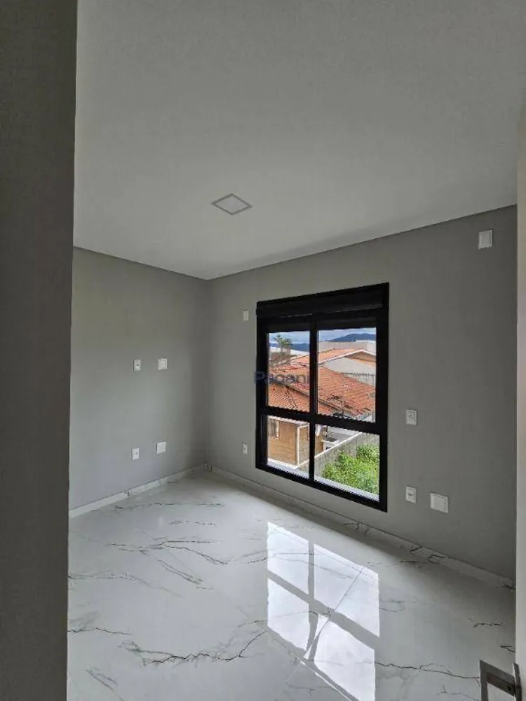 Apartamento, 3 quartos, 81 m² - Foto 2