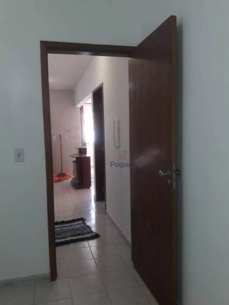 Casa, 5 quartos, 160 m² - Foto 3