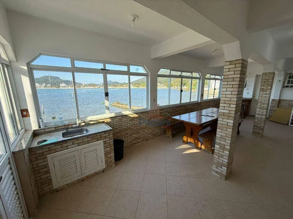Casa, 4 quartos, 260 m² - Foto 14