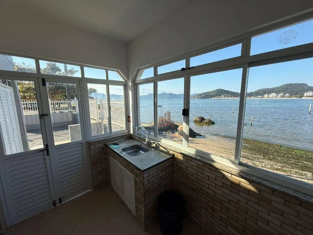 Casa, 4 quartos, 260 m² - Foto 13