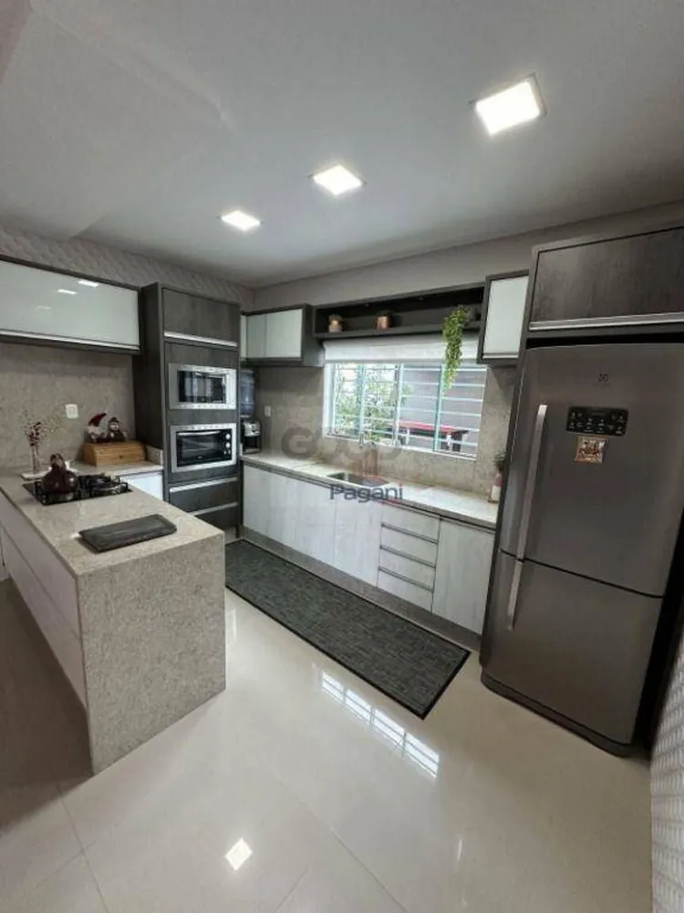 Casa, 3 quartos, 182 m² - Foto 4