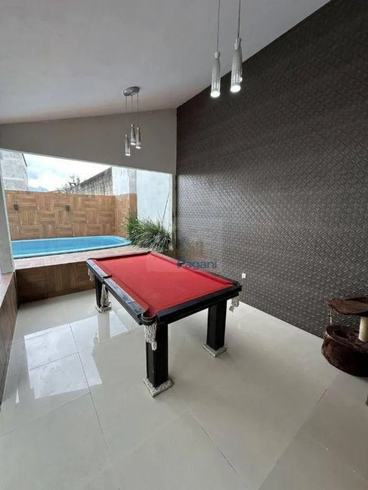 Casa, 3 quartos, 182 m² - Foto 2