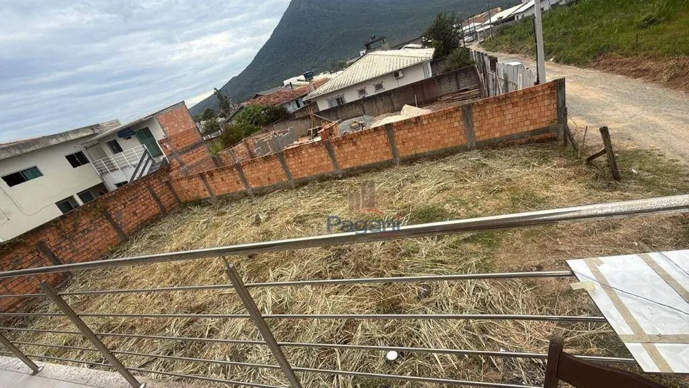 Terreno, 240 m² - Foto 1
