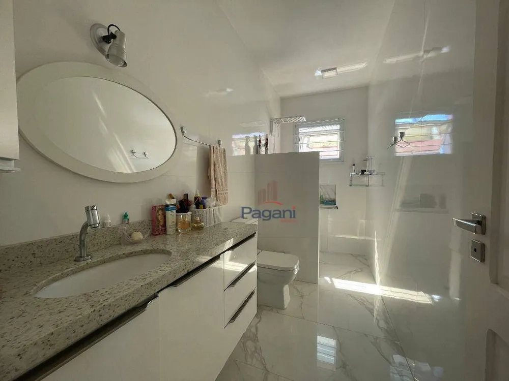 Casa, 3 quartos, 257 m² - Foto 9