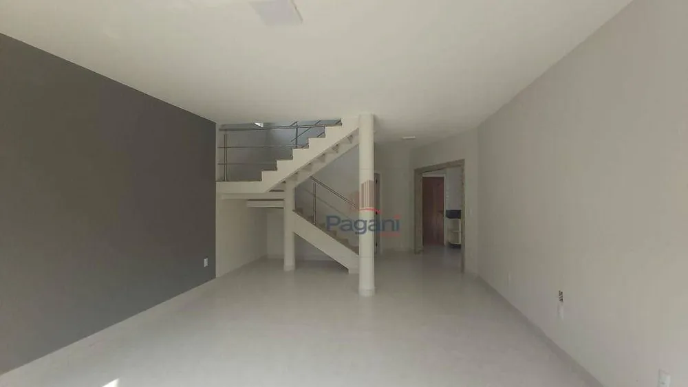 Casa, 3 quartos, 270 m² - Foto 8