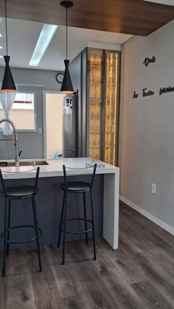 Casa, 3 quartos, 187 m² - Foto 2