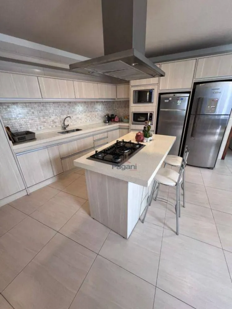 Casa, 3 quartos, 260 m² - Foto 6
