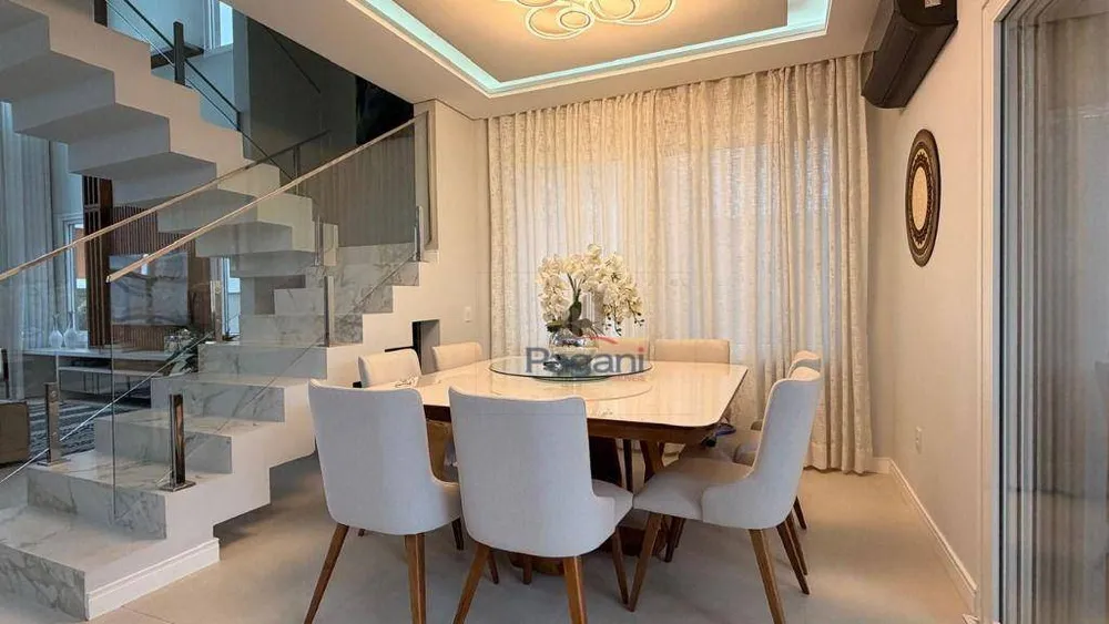 Casa, 3 quartos, 265 m² - Foto 4