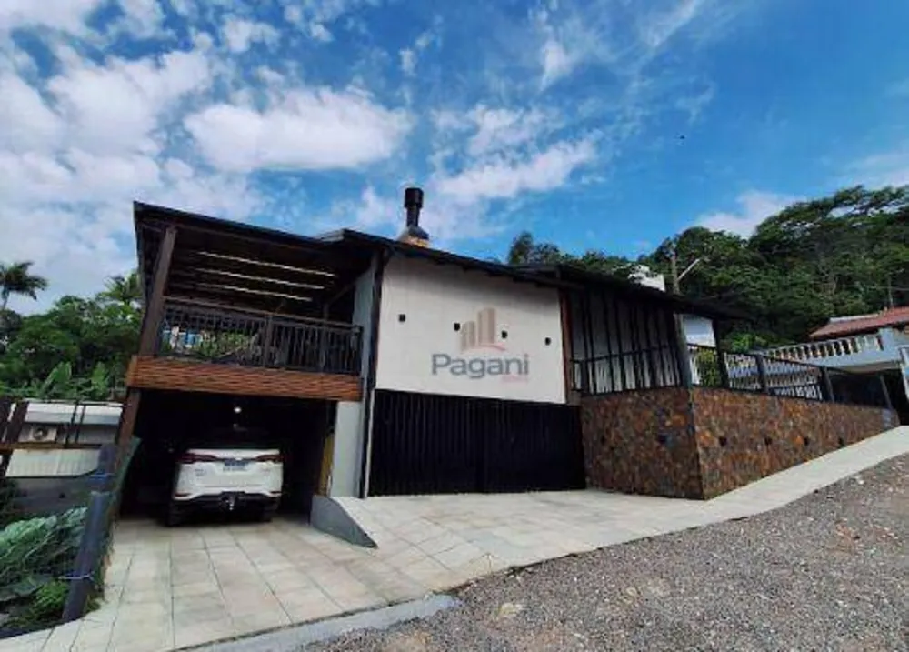 Casa, 3 quartos, 273 m² - Foto 1