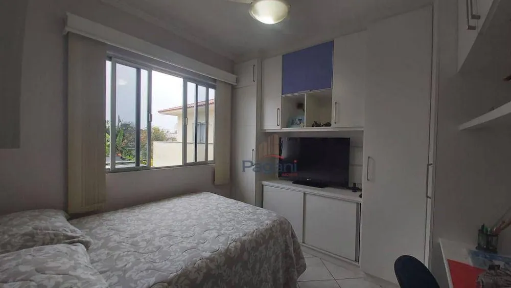 Casa, 3 quartos, 209 m² - Foto 11