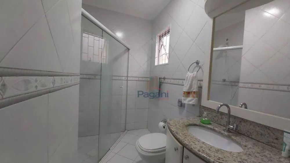 Casa, 3 quartos, 209 m² - Foto 10