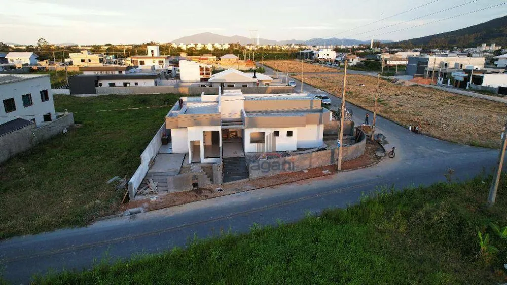Casa, 2 quartos, 59 m² - Foto 1