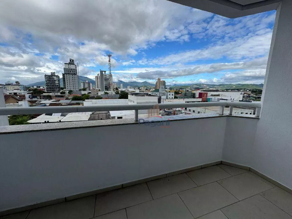 Apartamento, 3 quartos, 124 m² - Foto 1