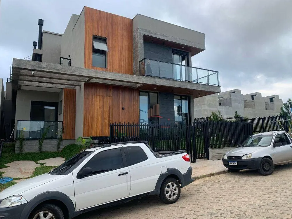 Casa, 3 quartos, 149 m² - Foto 1