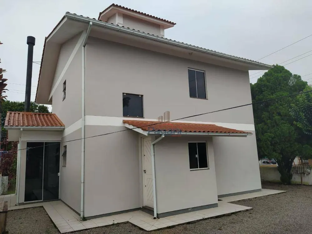 Casa, 3 quartos, 143 m² - Foto 1