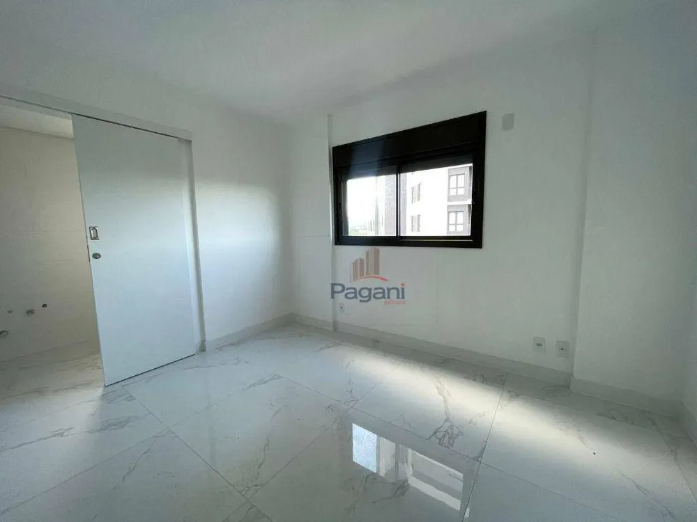 Apartamento, 3 quartos, 107 m² - Foto 1