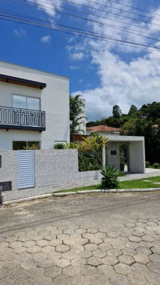 Casa, 5 quartos, 269 m² - Foto 2