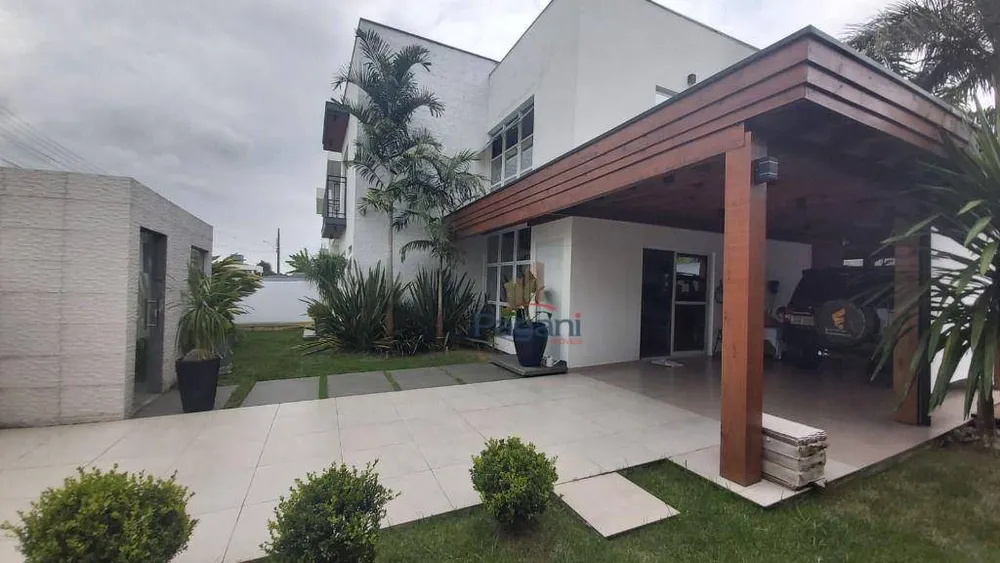 Casa, 5 quartos, 269 m² - Foto 3