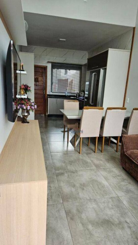 Casa à venda e aluguel com 3 quartos, 92m² - Foto 2