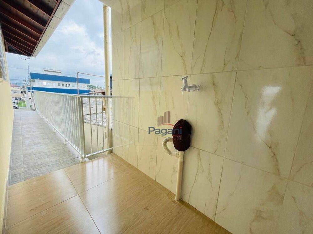 Casa para alugar com 2 quartos, 50m² - Foto 10