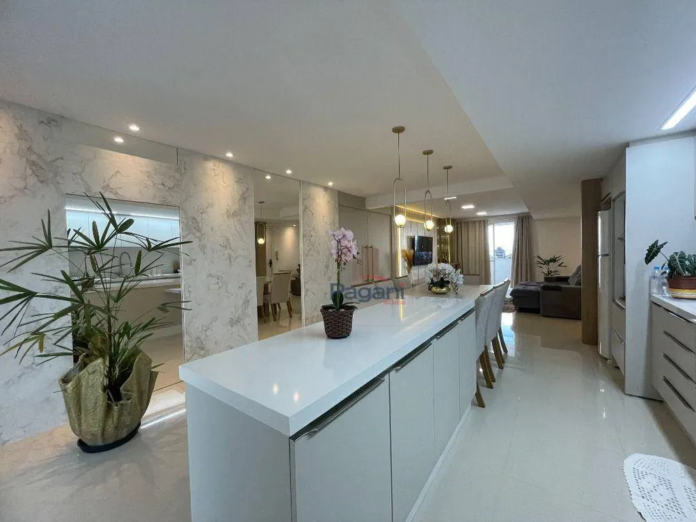 Apartamento, 4 quartos, 256 m² - Foto 19