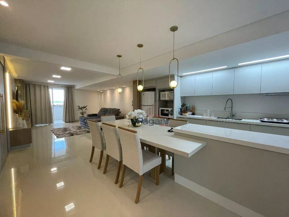 Apartamento, 4 quartos, 256 m² - Foto 10