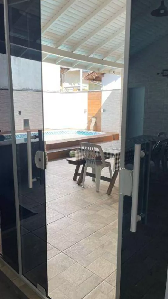 Casa, 2 quartos, 80 m² - Foto 1