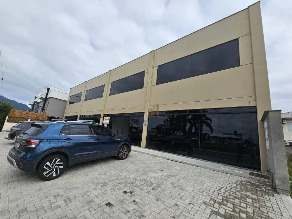 Depósito-Galpão, 300 m² - Foto 1