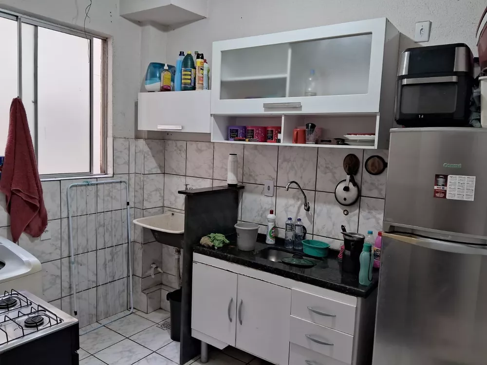 Apartamento à venda com 2 quartos, 48m² - Foto 2