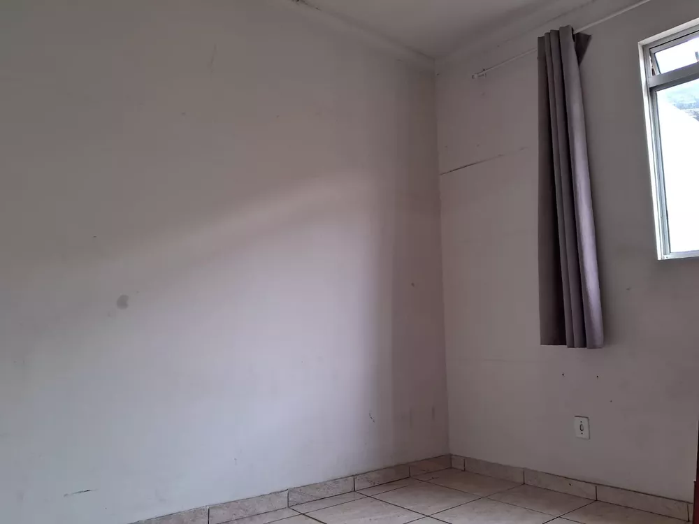 Apartamento à venda com 2 quartos, 48m² - Foto 4