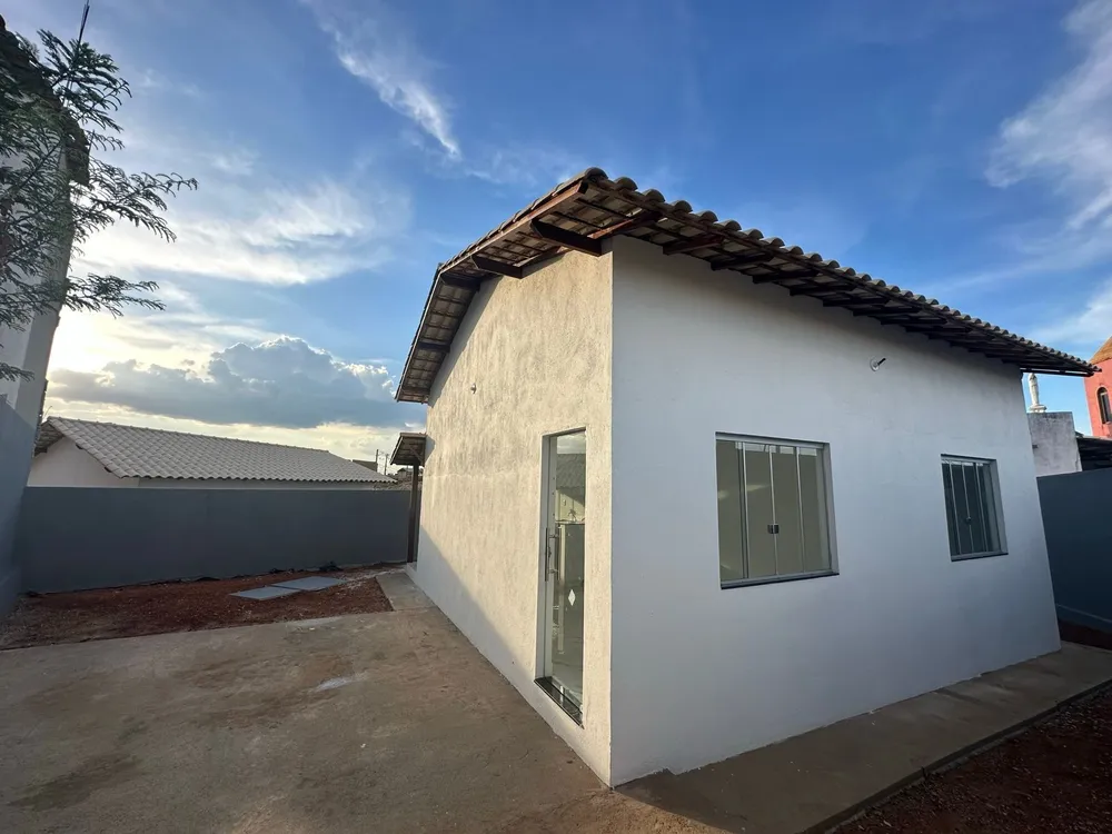 Casa, 2 quartos, 185 m² - Foto 1