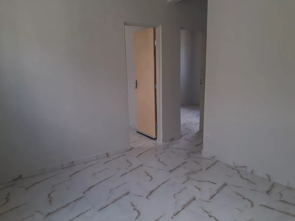 Apartamento à venda com 2 quartos, 45m² - Foto 3