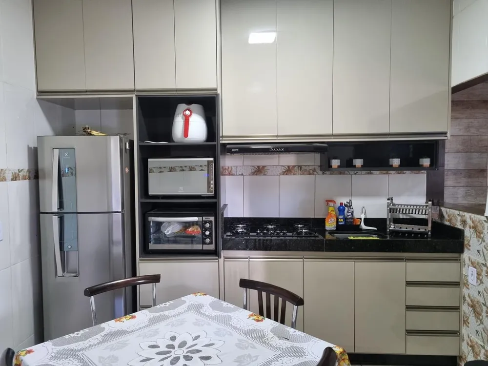 Casa, 3 quartos, 180 m² - Foto 3