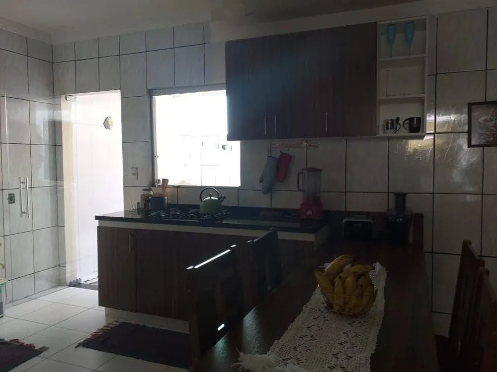 Casa, 3 quartos, 270 m² - Foto 3