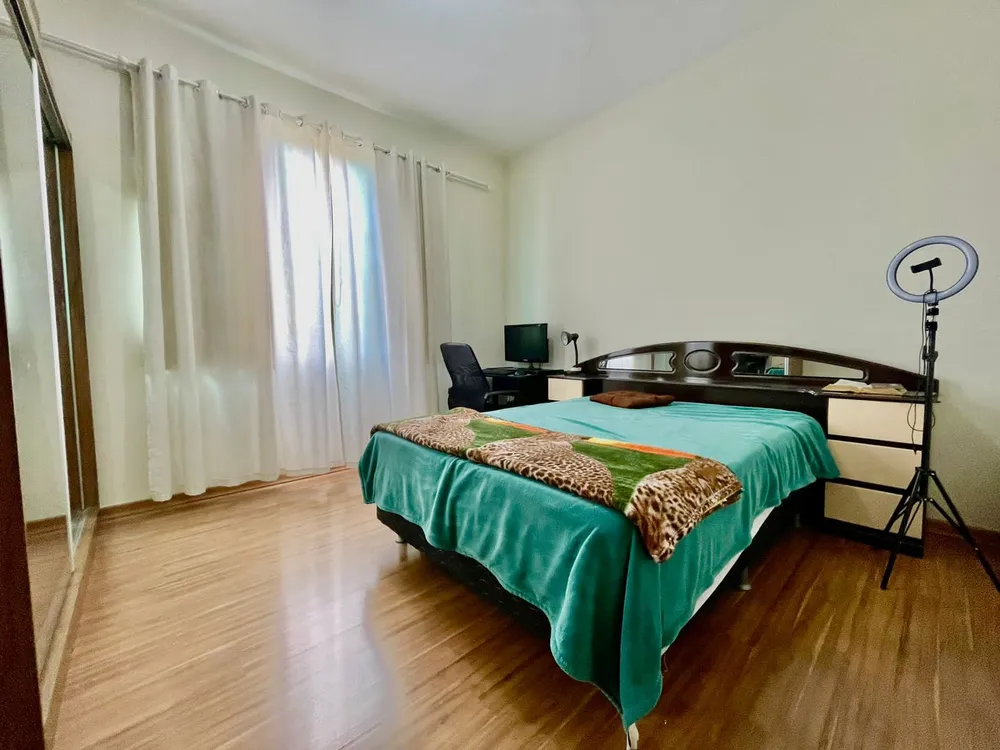 Casa, 3 quartos, 220 m² - Foto 4