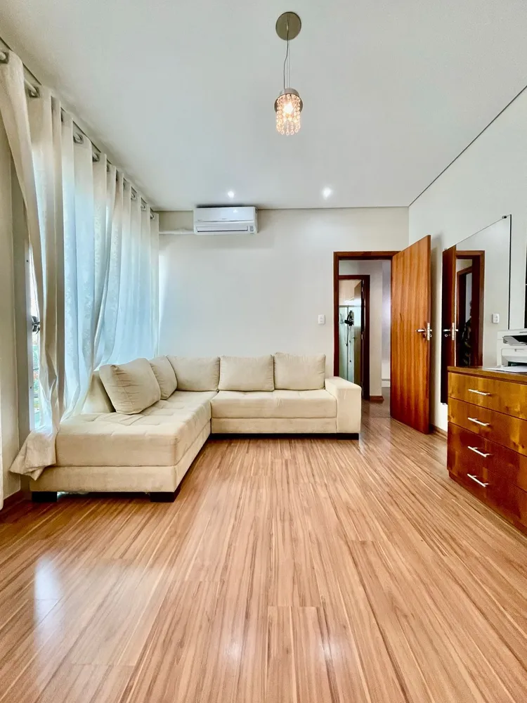 Casa, 3 quartos, 220 m² - Foto 2