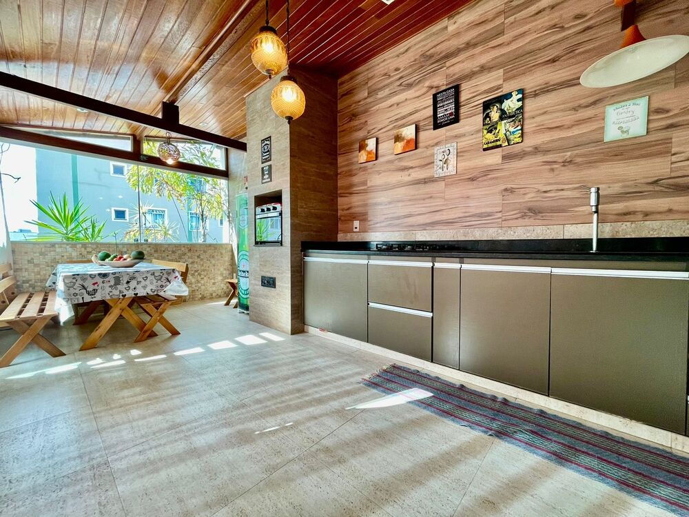 Casa, 3 quartos, 220 m² - Foto 1