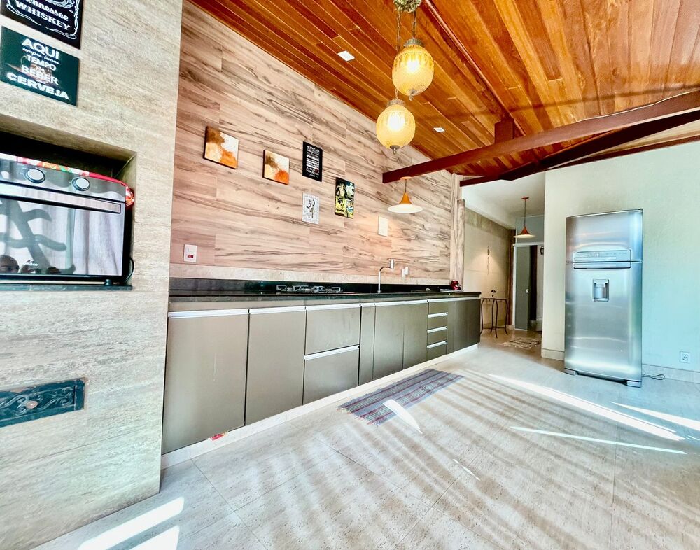 Casa, 3 quartos, 220 m² - Foto 2