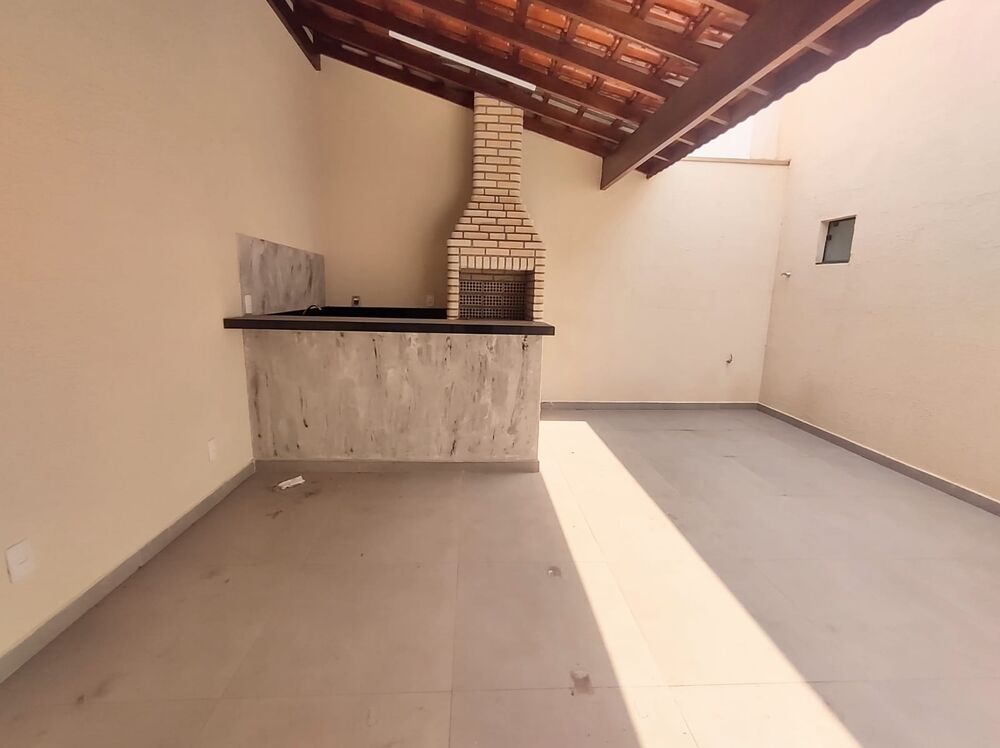 Casa de Condomínio à venda com 3 quartos, 118m² - Foto 1