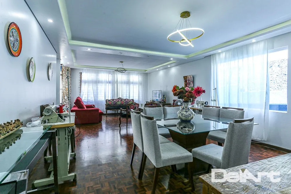 Casa, 5 quartos, 208 m² - Foto 3