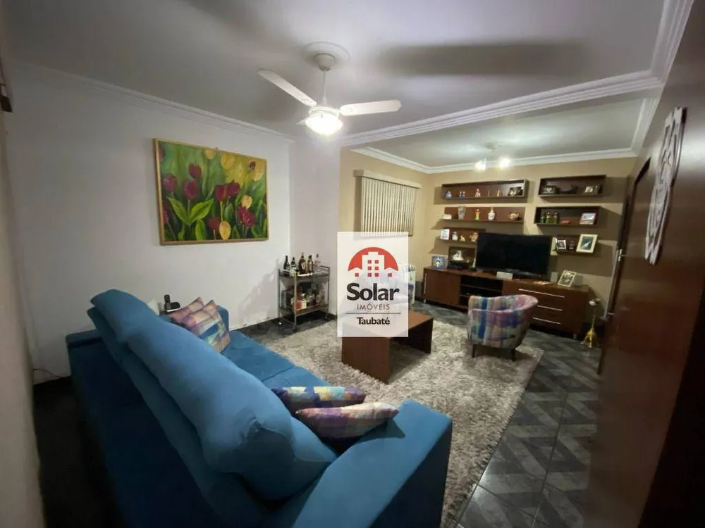 Casa, 3 quartos, 190 m² - Foto 1