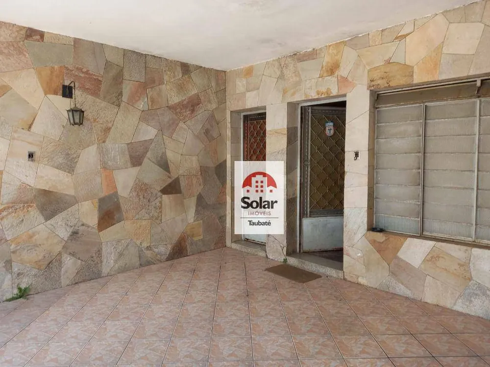 Casa, 4 quartos, 244 m² - Foto 1