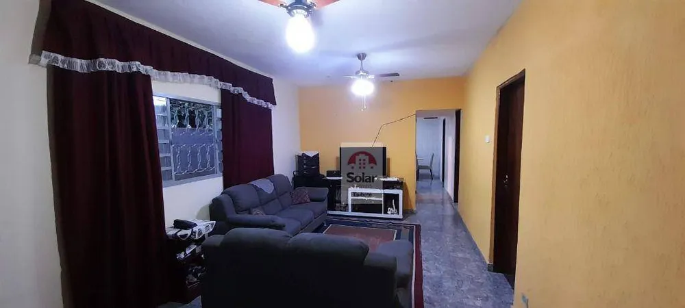Casa, 3 quartos, 240 m² - Foto 1