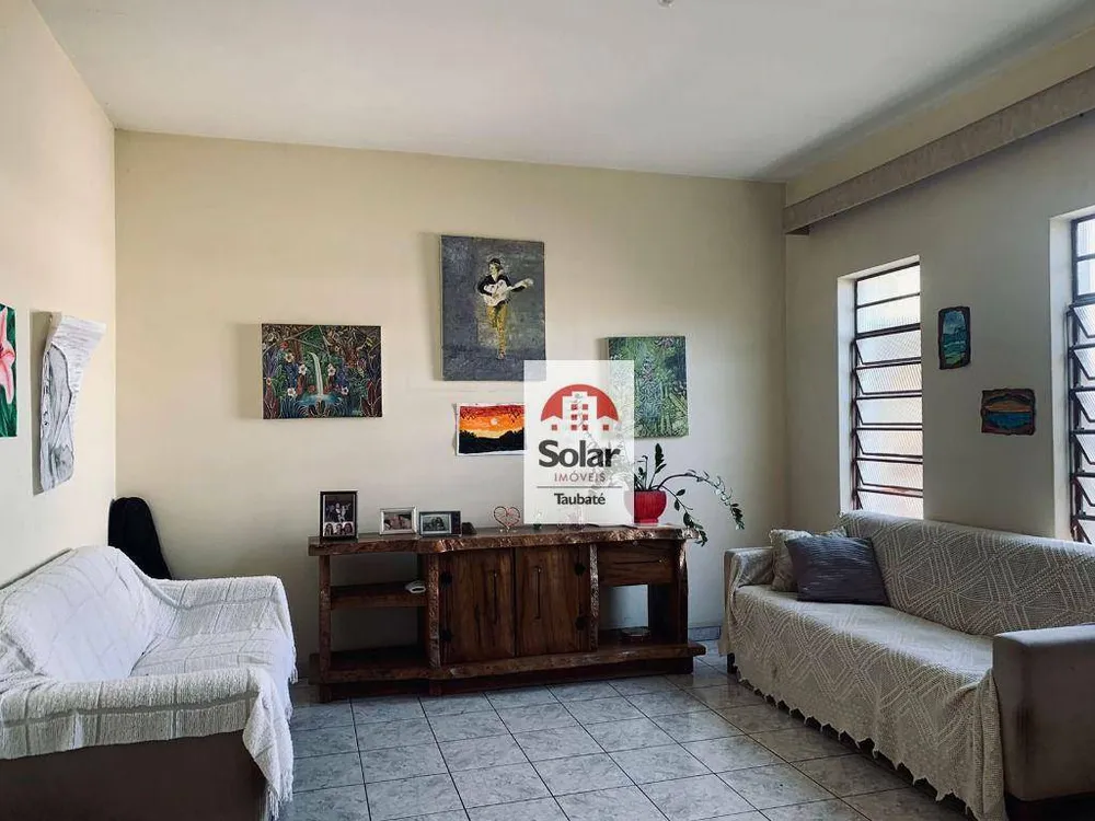 Casa, 5 quartos, 180 m² - Foto 2